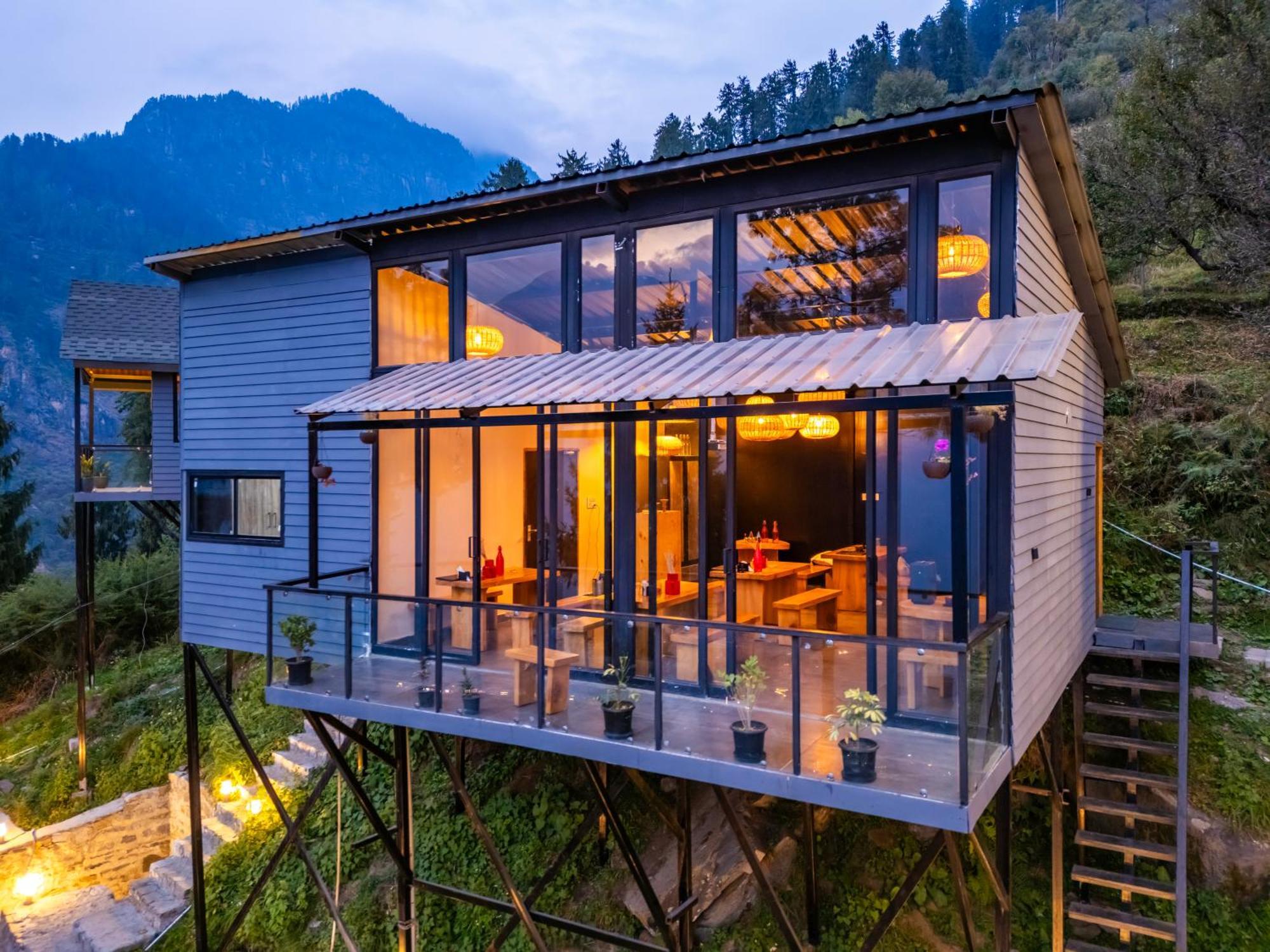 Montane Chalet , Sethan Manāli Exterior foto